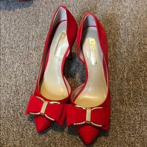 BCBG heels